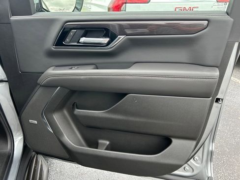 New 2026 GMC Yukon Elevation w/ LPO, Floor Liner Package AWD/4WD image 45