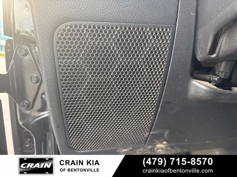 Used 2017 Jeep Wrangler Unlimited Sport w/ Connectivity Group AWD/4WD image 26