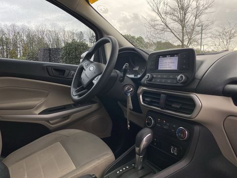 Used 2021 Ford EcoSport S image 6