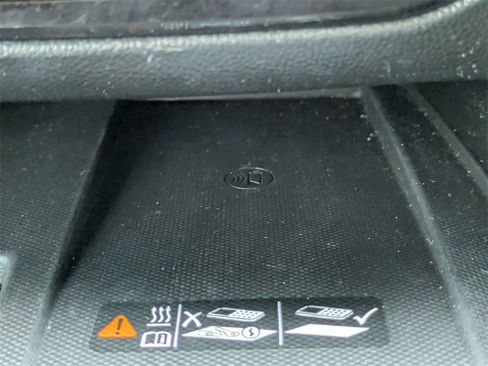 Used 2023 Buick Enclave Premium w/ Experience Buick Package image 37