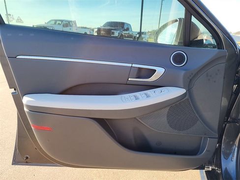 New 2023 Hyundai Sonata SEL image 4