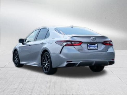 Used 2024 Toyota Camry SE w/ Convenience Package FWD image 7