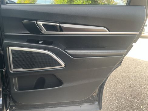 Used 2024 Kia Telluride S w/ S Sunroof Package image 18