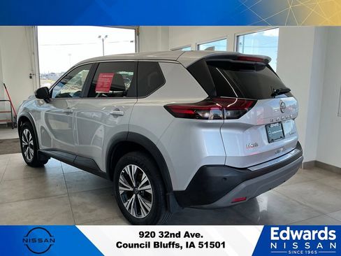 Used 2023 Nissan Rogue SV AWD/4WD image 6