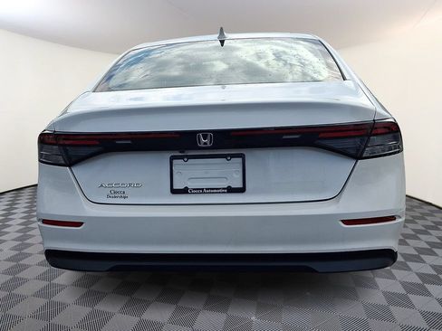 Used 2024 Honda Accord EX image 8