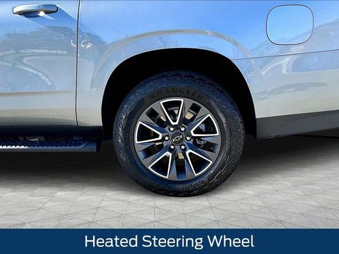 Certified 2024 Chevrolet Suburban Z71 w/ Luxury Package image 35