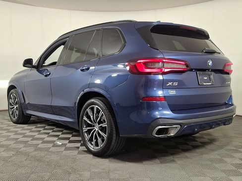Used 2021 BMW X5 xDrive40i w/ M Sport Package AWD/4WD image 7