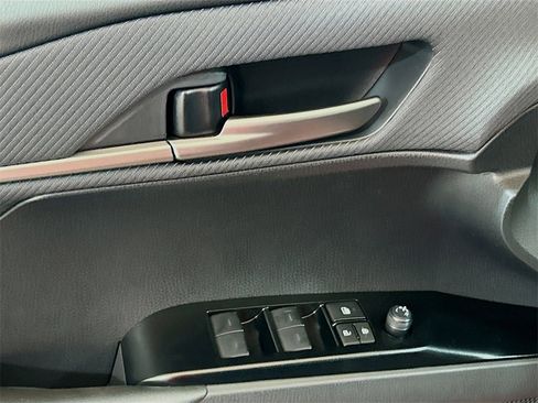 New 2026 Toyota Camry Hybrid image 18