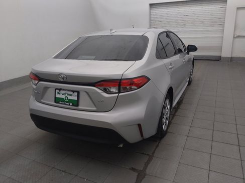 Used 2025 Toyota Corolla LE FWD image 9