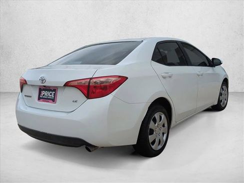 Certified 2017 Toyota Corolla LE FWD image 5