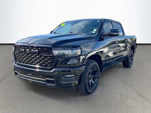 Certified 2025 RAM 1500 Big Horn AWD/4WD image 3