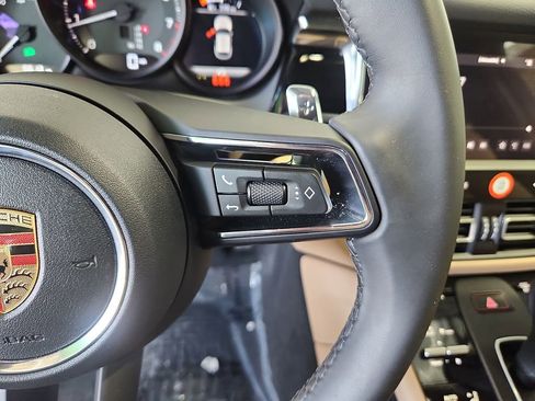 Used 2026 Porsche Macan image 21