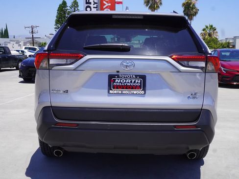Certified 2025 Toyota RAV4 LE AWD/4WD image 6