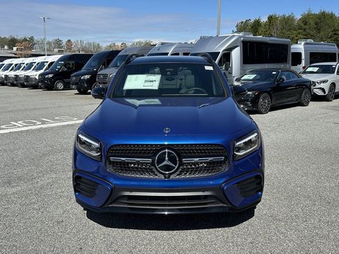 New 2026 Mercedes-Benz GLB 250 image 3