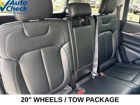 Used 2023 Jeep Grand Cherokee Limited w/ Trailer Tow Prep Group (B) AWD/4WD image 22