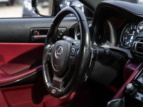 Used 2022 Lexus IS 500 image 13