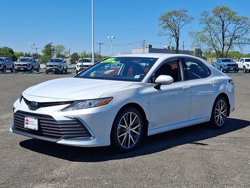 Used 2024 Toyota Camry XLE w/ Cold Weather Package AWD/4WD image 3