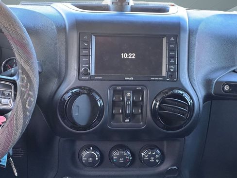 Used 2012 Jeep Wrangler Altitude image 20