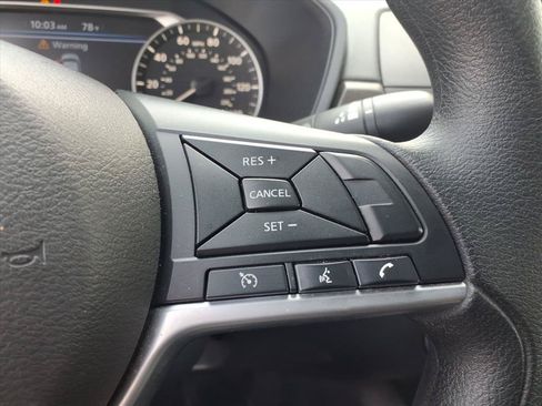Used 2025 Nissan Altima 2.5 SV FWD image 20
