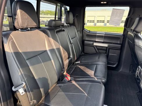 Used 2018 Ford F150 Lariat w/ Equipment Group 502A Luxury AWD/4WD image 14