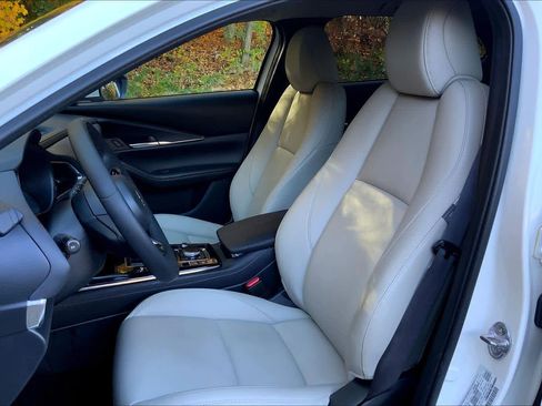 Certified 2024 MAZDA CX-30 AWD 2.5 S w/ Preferred Package image 8