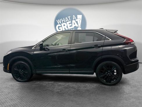 Used 2022 Mitsubishi Eclipse Cross LE image 8