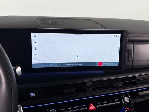 Used 2025 Hyundai Santa Fe Calligraphy AWD/4WD image 19