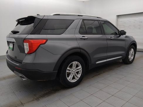 Used 2021 Ford Explorer Limited w/ Equipment Group 301A image 10