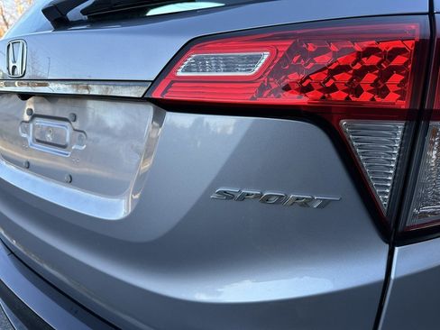 Used 2019 Honda HR-V Sport image 14