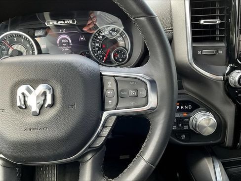 Used 2025 RAM 1500 Laramie AWD/4WD image 15