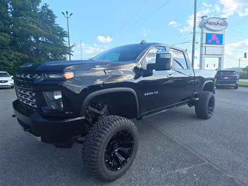 Used 2020 Chevrolet Silverado 2500 Custom w/ Custom Value Package AWD/4WD image 1