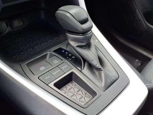 Certified 2024 Toyota RAV4 XLE FWD image 28