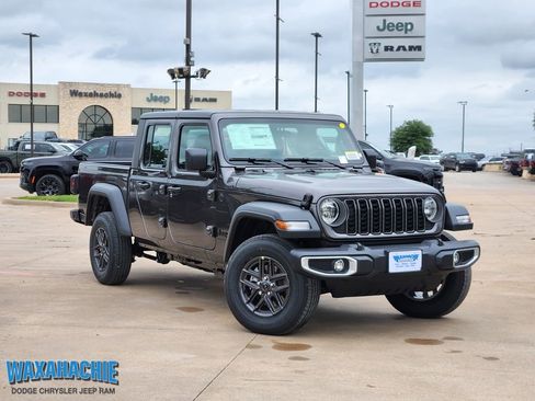 New 2026 Jeep Gladiator Sport AWD/4WD image 1