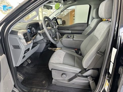 Used 2023 Ford F150 XLT image 8