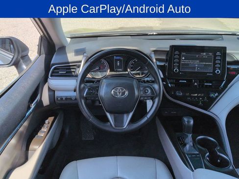 Used 2024 Toyota Camry SE FWD image 11