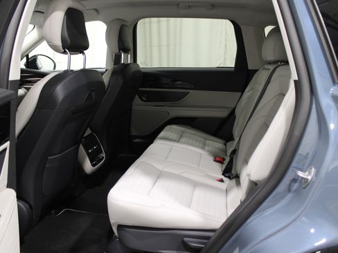 New 2026 Lincoln Nautilus Reserve w/ Jet Appearance Package AWD/4WD image 24