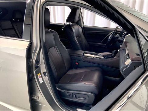Used 2017 Lexus RX 350 FWD w/ Premium Package image 16