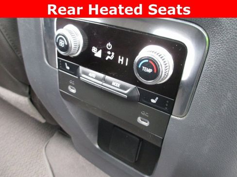 Used 2022 GMC Yukon Denali image 26