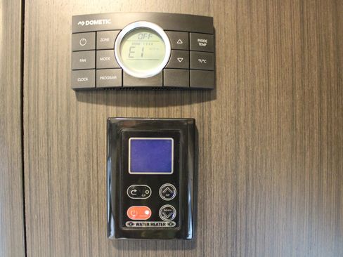 Used 2016 Mercedes-Benz Sprinter 3500 w/ Swivel Seat Package image 46