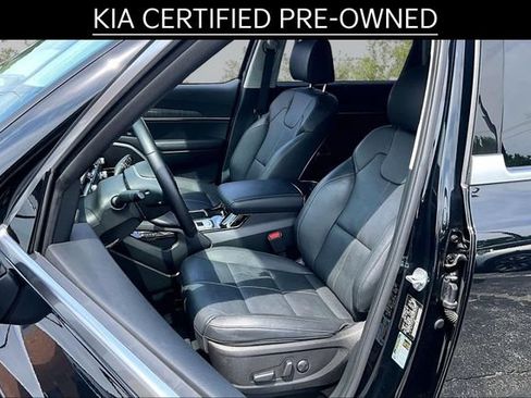 Certified 2023 Kia Telluride EX w/ EX Captain's Chair Package AWD/4WD image 23