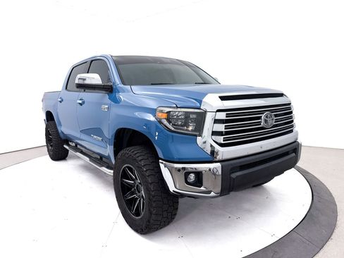 Used 2020 Toyota Tundra Limited w/ Limited Premium Package AWD/4WD image 9