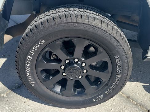 Used 2024 RAM 2500 Big Horn AWD/4WD image 10