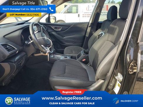 Used 2022 Subaru Forester Premium AWD/4WD image 9