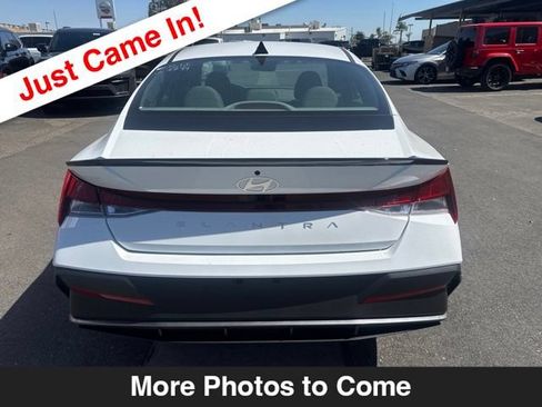 Used 2026 Hyundai Elantra Sport FWD image 4