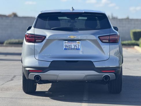 Used 2023 Chevrolet Blazer LT image 6
