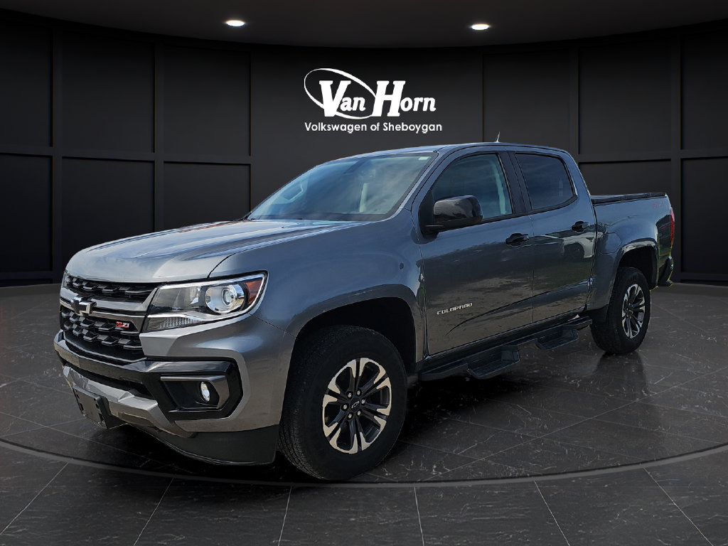 Used 2021 Chevrolet Colorado Z71 AWD/4WD image 3