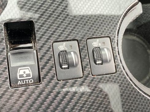 Used 2022 Toyota 4Runner TRD Off-Road Premium w/ Moonroof Package AWD/4WD image 34
