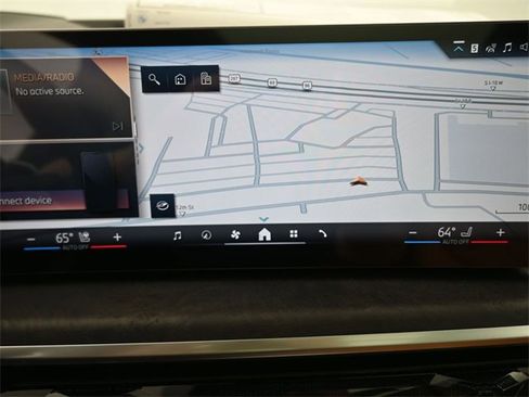 New 2026 BMW X7 xDrive40i image 7