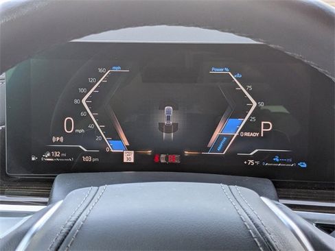 Used 2025 BMW X5 xDrive50e image 31