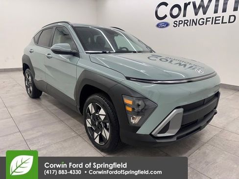 Used 2025 Hyundai Kona SEL image 6